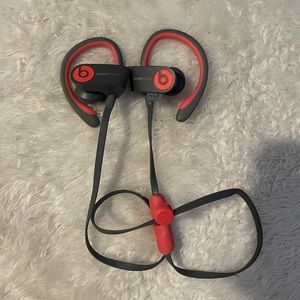 PowerBeats 3 wireless headphones